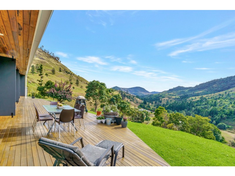 726 Illinbah Road, Canungra QLD 4275
