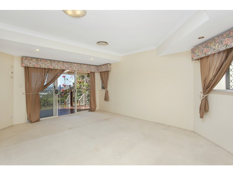 112 Armstrong Way, Highland Park QLD 4211