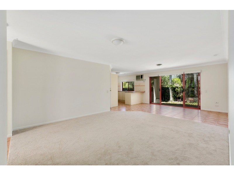 41 Paddington Drive, Carrara QLD 4211