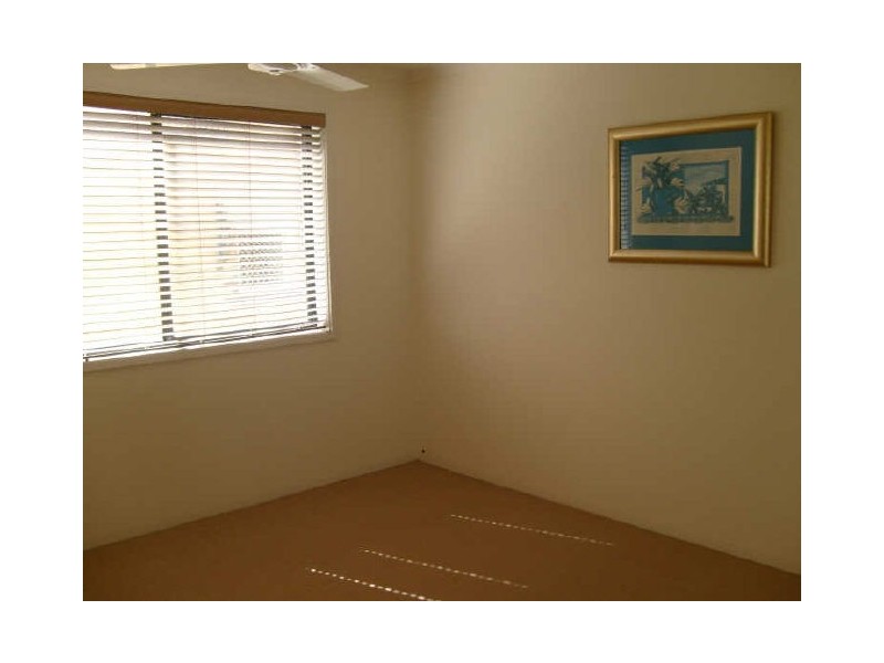 6/9 Bright Avenue, Labrador QLD 4215