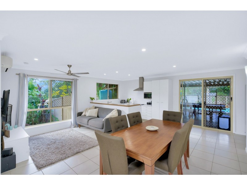 2 Lovell Court, Worongary QLD 4213
