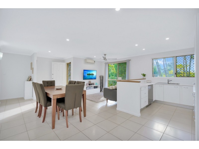 2 Lovell Court, Worongary QLD 4213