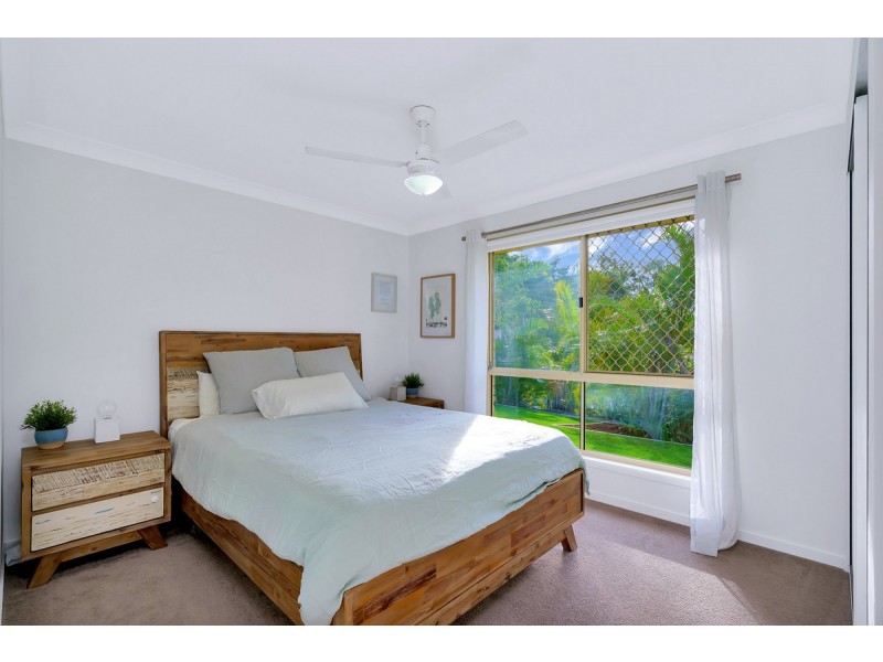 2 Lovell Court, Worongary QLD 4213
