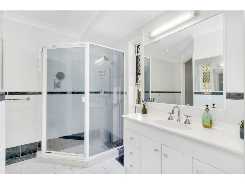 49 Woolmere Street, Carrara QLD 4211