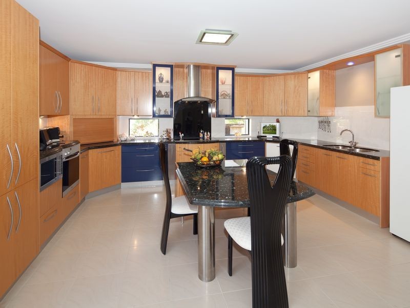 6 Mungindie Court, Mount Nathan QLD 4211