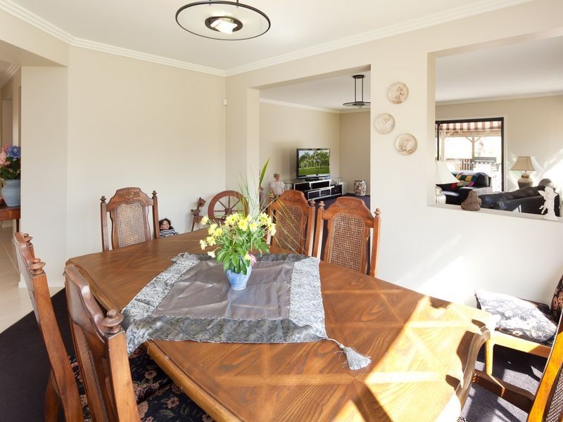 6 Mungindie Court, Mount Nathan QLD 4211