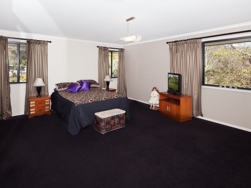 6 Mungindie Court, Mount Nathan QLD 4211