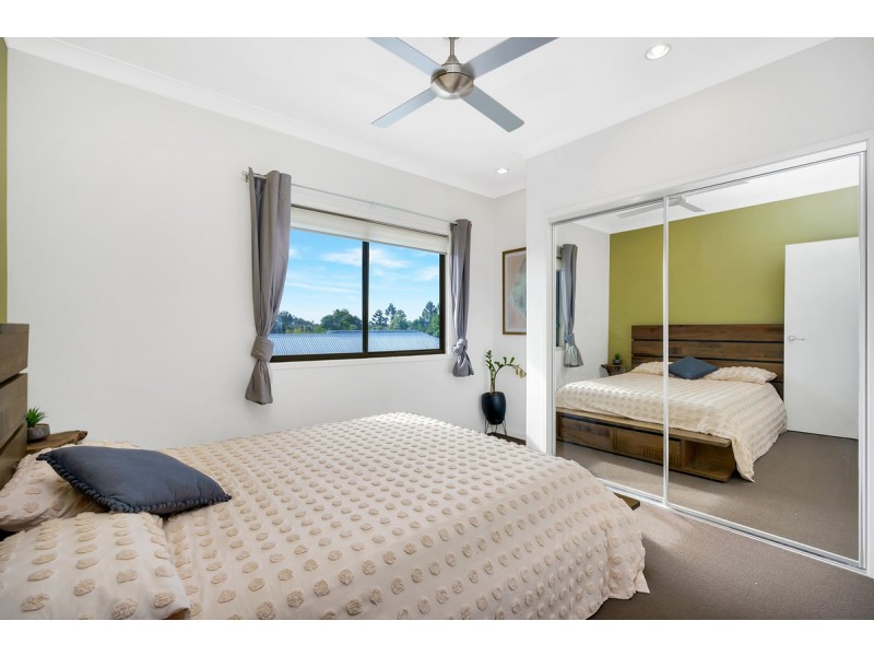 35 Mellum Circuit, Pacific Pines QLD 4211