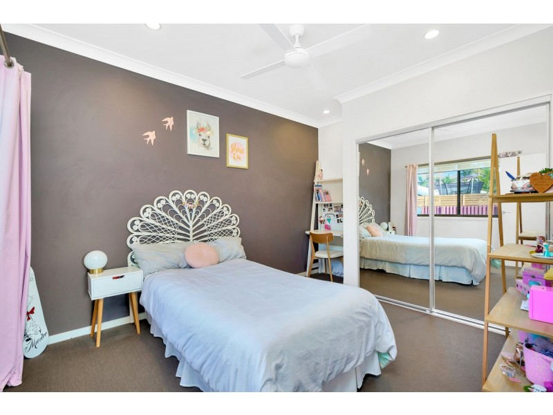 35 Mellum Circuit, Pacific Pines QLD 4211