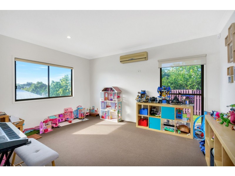 35 Mellum Circuit, Pacific Pines QLD 4211