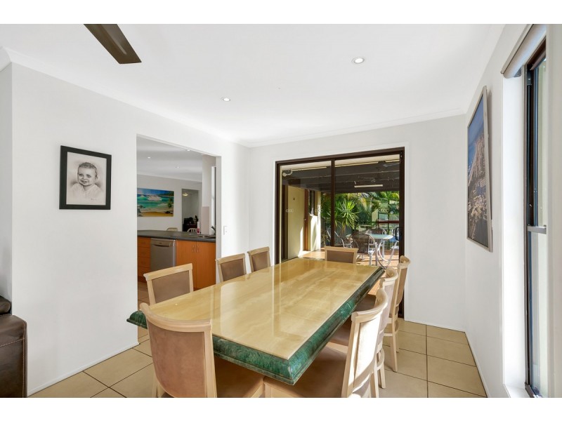 4 Eamonn Court, Highland Park QLD 4211