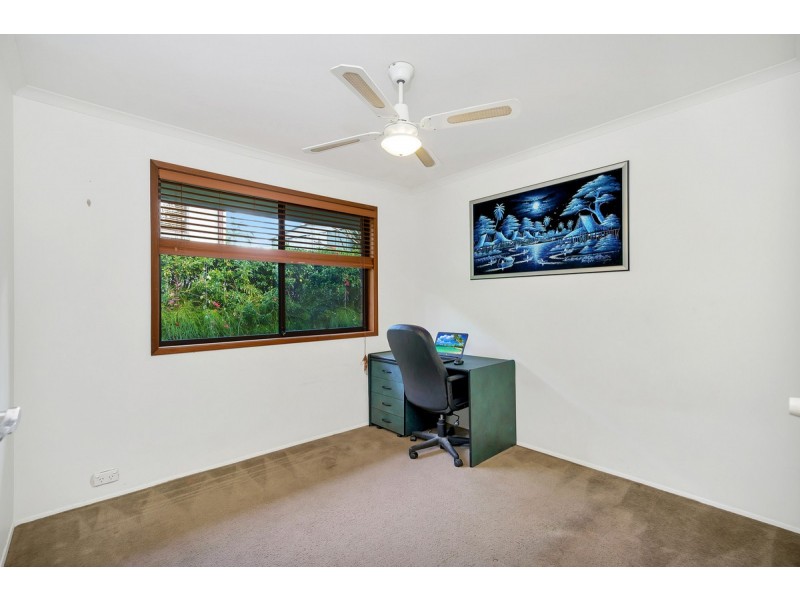 4 Eamonn Court, Highland Park QLD 4211