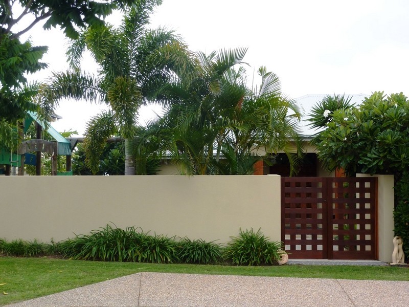 9 Mercure Place, Highland Park QLD 4211