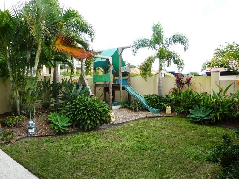 9 Mercure Place, Highland Park QLD 4211