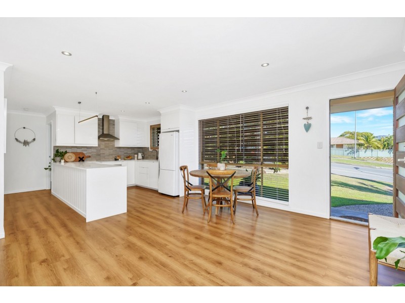 191 Alexander Drive, Highland Park QLD 4211