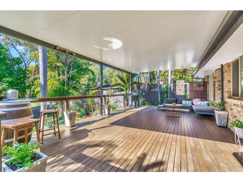 191 Alexander Drive, Highland Park QLD 4211