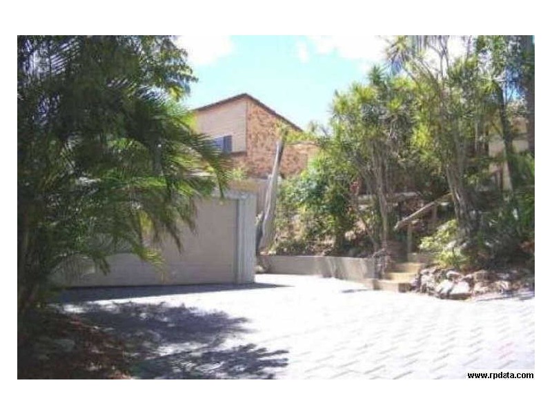 57 Dunkeith Avenue, Benowa Waters QLD 4217