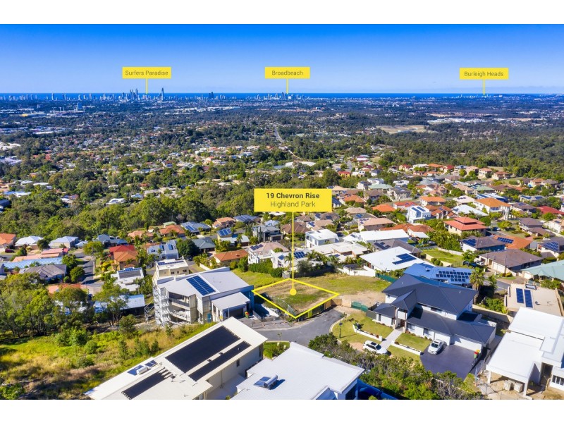 19 Chevron Rise, Highland Park QLD 4211
