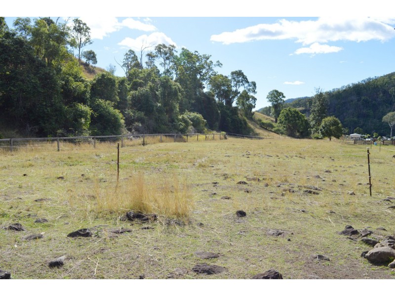 498 Sarabah Road, Canungra QLD 4275