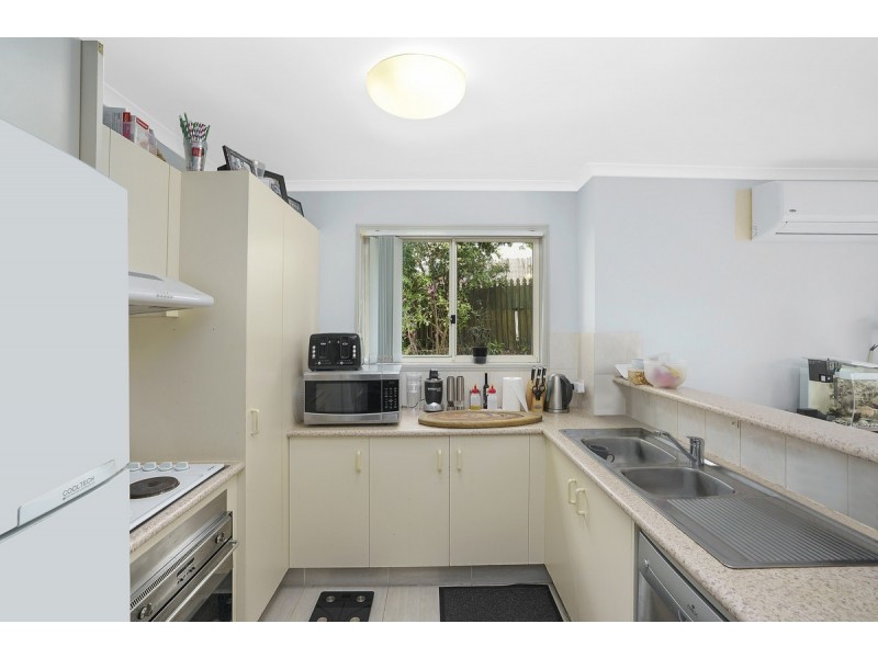 28/102 Alexander Drive, Highland Park QLD 4211