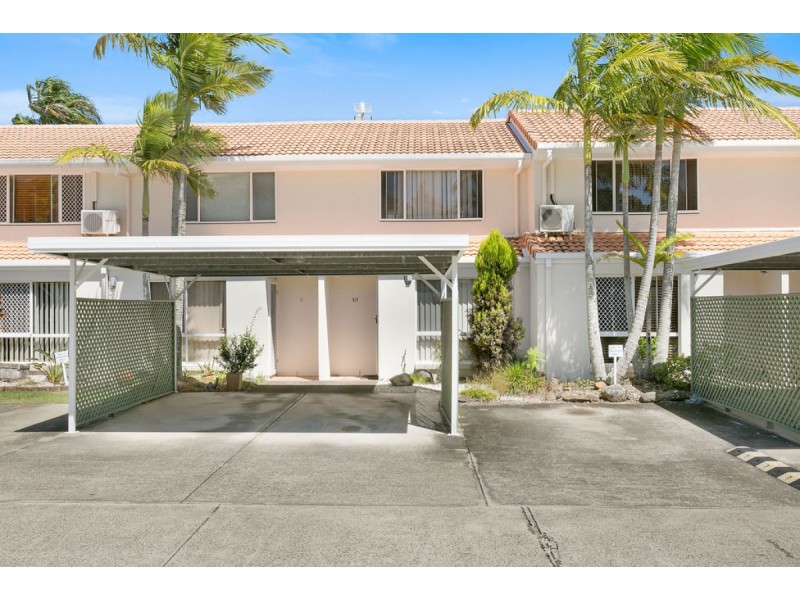 10/125 Pappas Way, Nerang QLD 4211