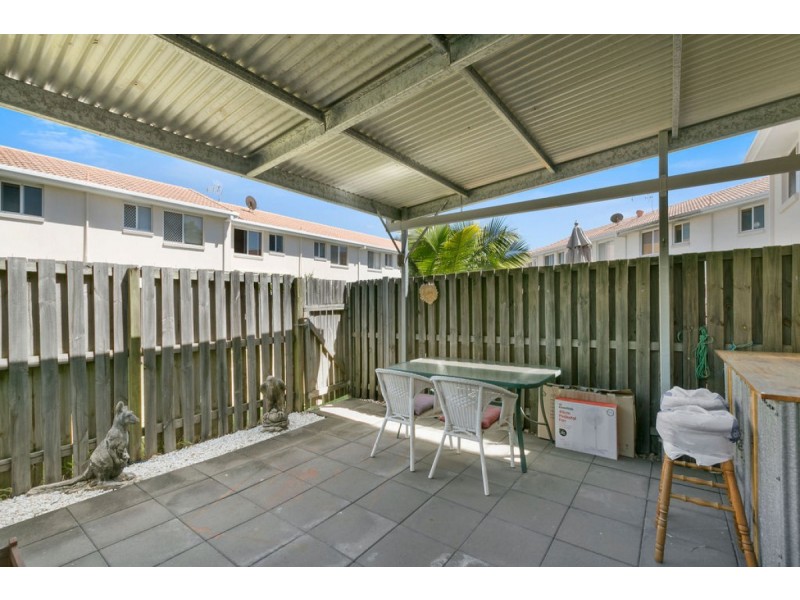 10/125 Pappas Way, Nerang QLD 4211