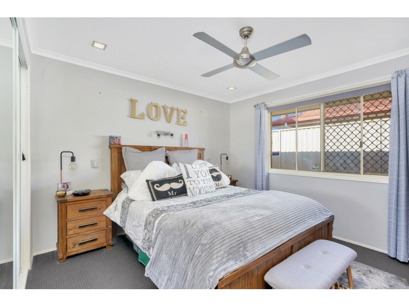 3 Issell Place, Highland Park QLD 4211