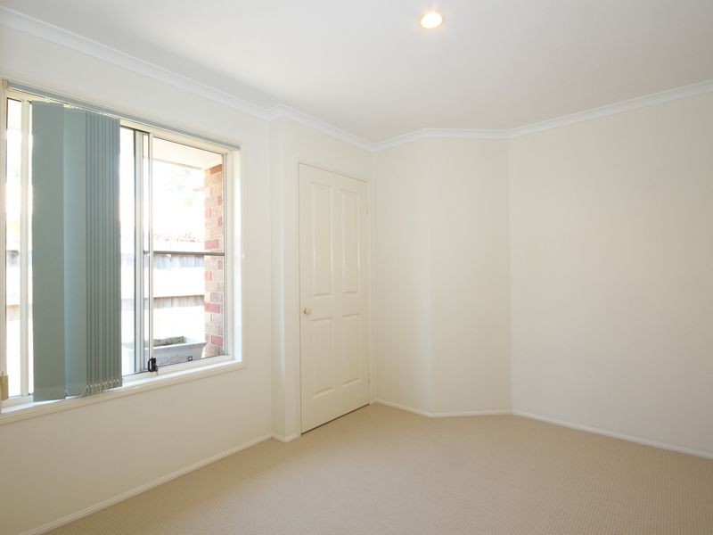 16 Shenton Way, Nerang QLD 4211