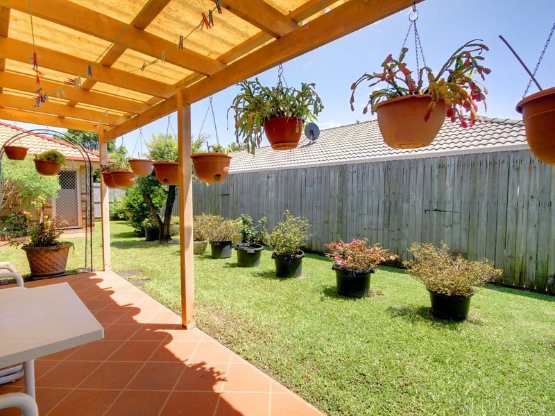 16 Shenton Way, Nerang QLD 4211