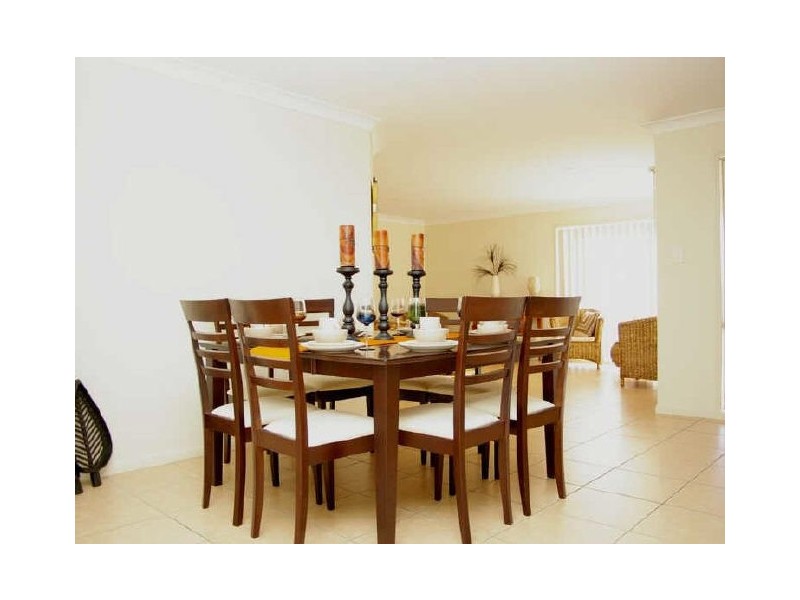 23 Beaumont Crescent, Pacific Pines QLD 4211