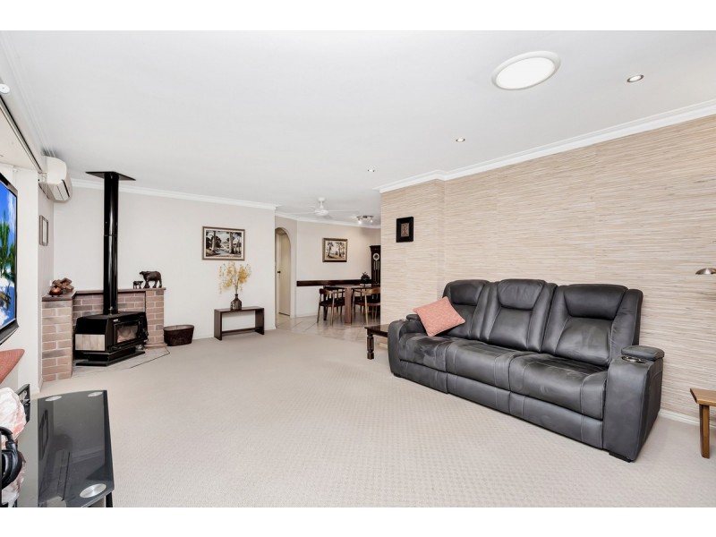 10 Dugandan Street, Nerang QLD 4211