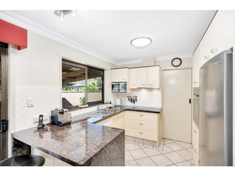 10 Dugandan Street, Nerang QLD 4211