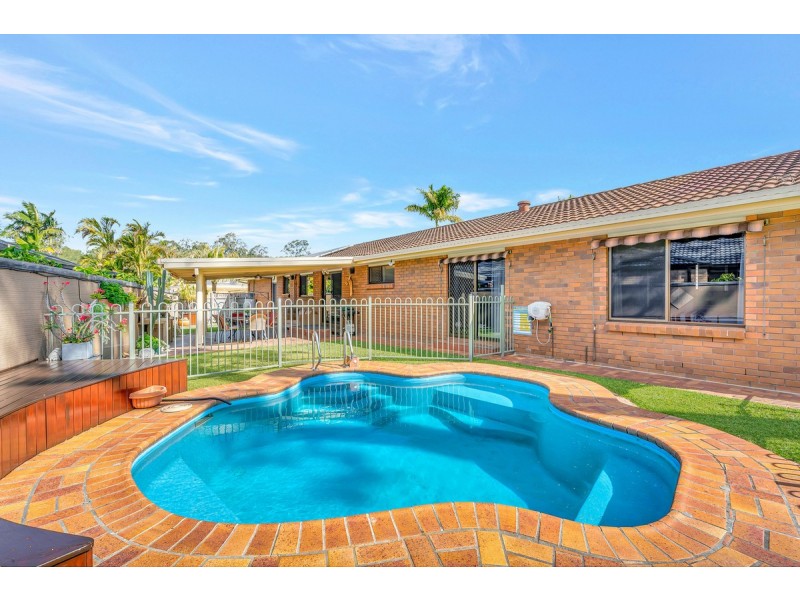 10 Dugandan Street, Nerang QLD 4211