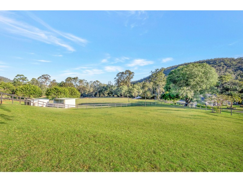 44 Lanes Road, Wongawallan QLD 4210