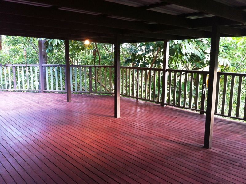 7 Beau Court, Highland Park QLD 4211