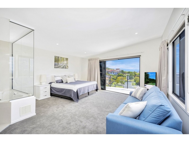 12 Marriott Way, Highland Park QLD 4211