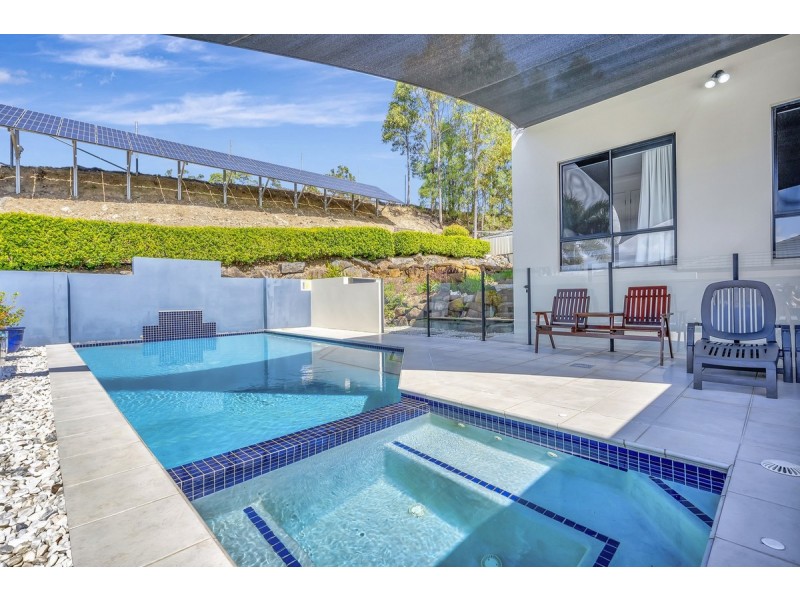 12 Marriott Way, Highland Park QLD 4211