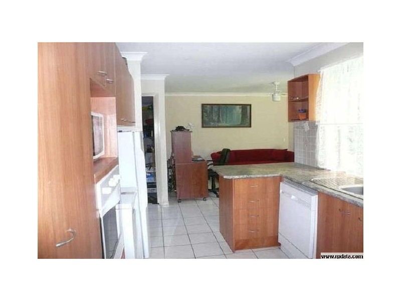 25 Glengarry Close, Highland Park QLD 4211