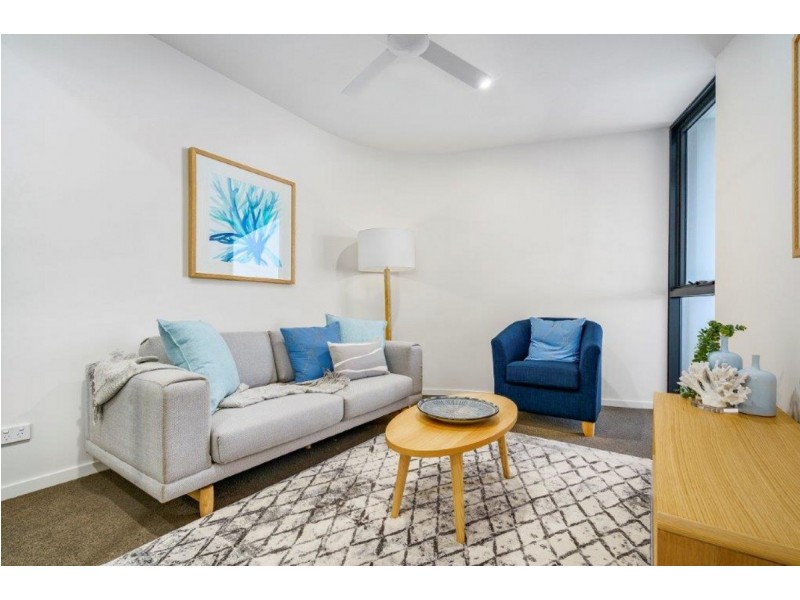 704/110 Frank Street, Labrador QLD 4215