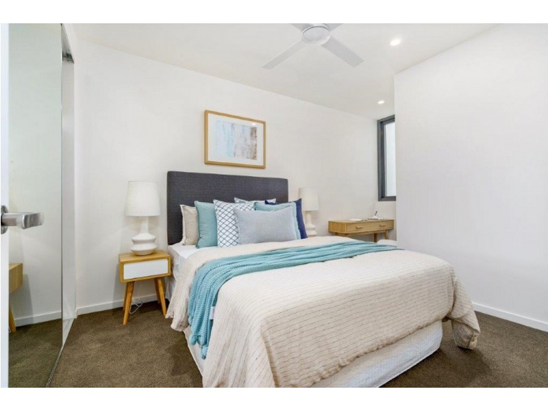 704/110 Frank Street, Labrador QLD 4215