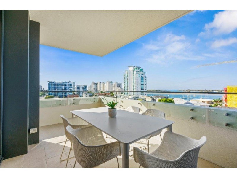 704/110 Frank Street, Labrador QLD 4215