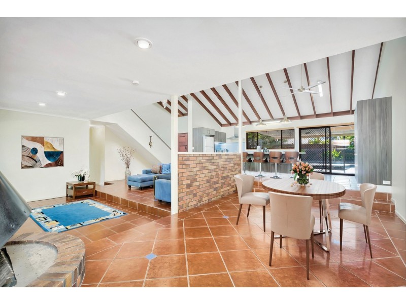 23 Bartlett Avenue, Nerang QLD 4211