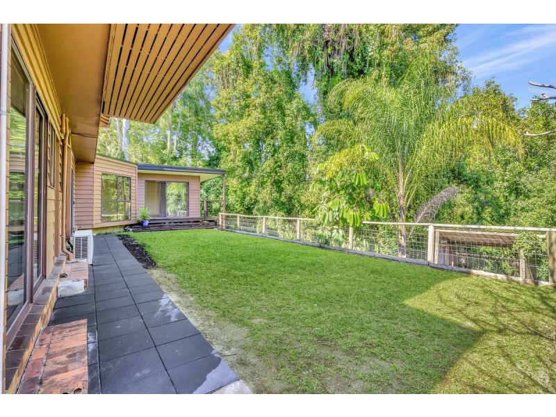 23 Bartlett Avenue, Nerang QLD 4211