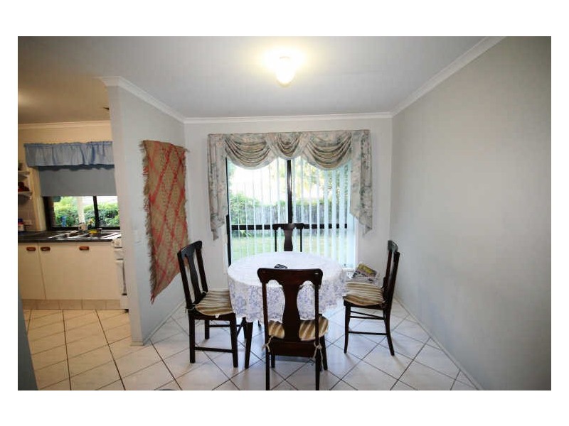 2 Issell Place, Highland Park QLD 4211