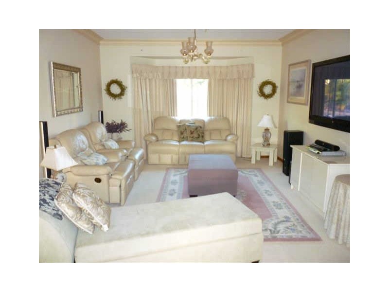 45 Birdlife Court, Nerang QLD 4211