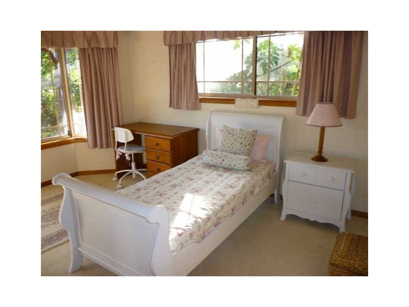 45 Birdlife Court, Nerang QLD 4211