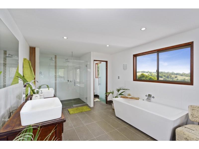 9-11 Lilac Tree Court, Beechmont QLD 4211