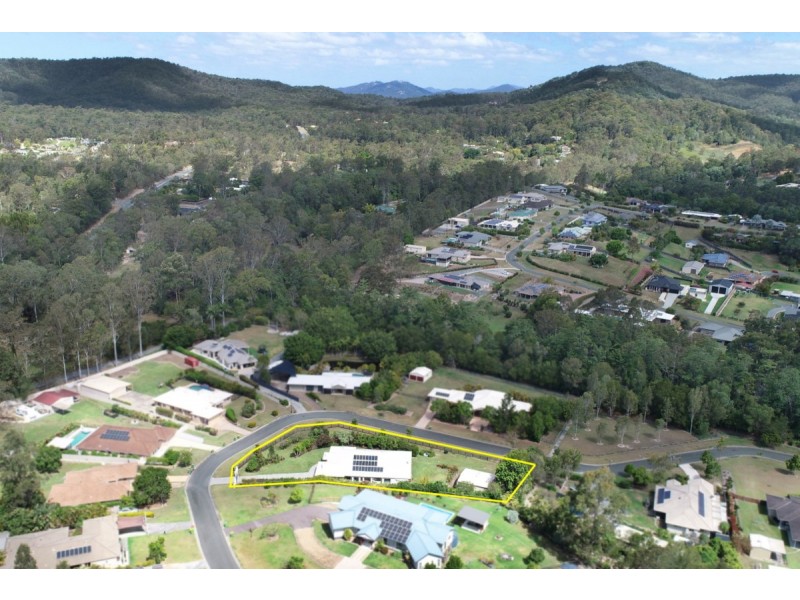 17 Pasture Place, Mount Nathan QLD 4211