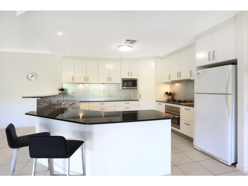 17 Pasture Place, Mount Nathan QLD 4211