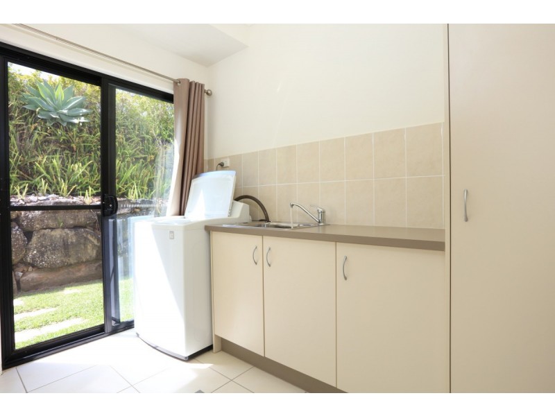 17 Pasture Place, Mount Nathan QLD 4211